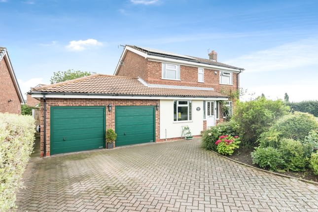 4 bed detached house