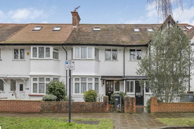 Park Place, London W3 3 bed terraced house for sale
