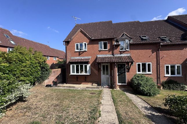 3 bed end terrace house