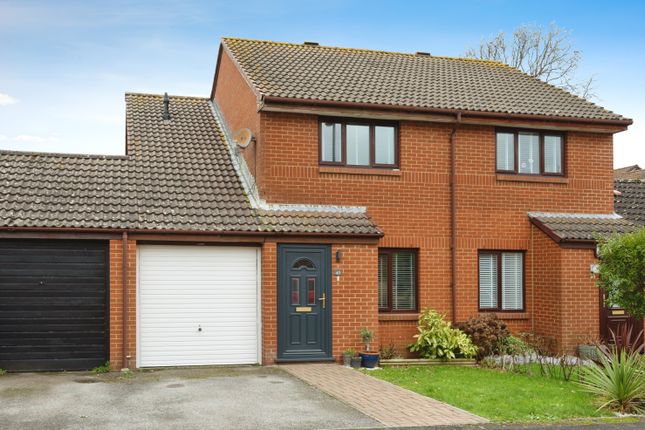 3 bed semi-detached house