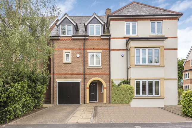 4 bedroom semi-detached house for sale