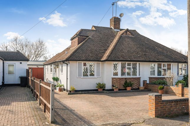 Beaufort Way, Surrey KT17 4 bed bungalow for sale
