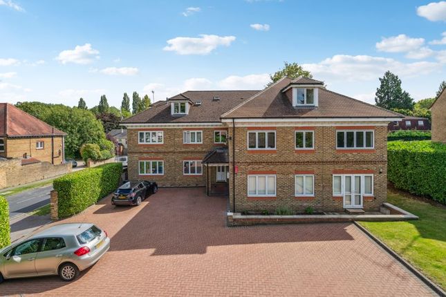 Money Hill Road, Rickmansworth WD3 2 bed apartment for sale