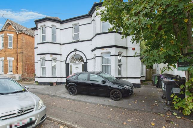 1 bed flat