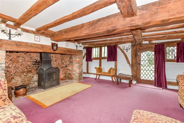 Bethersden Road, Smarden, Ashford, Kent 3 bed detached house for sale