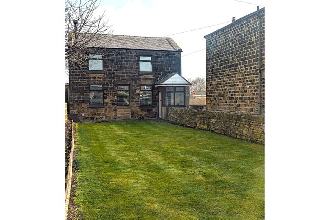 2 bed detached house