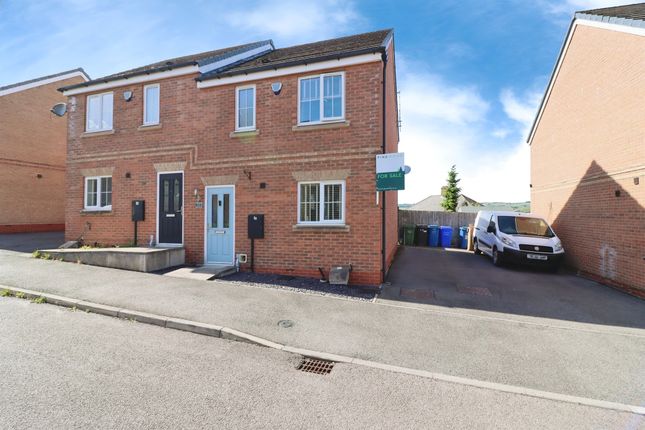 3 bedroom semi-detached house for sale