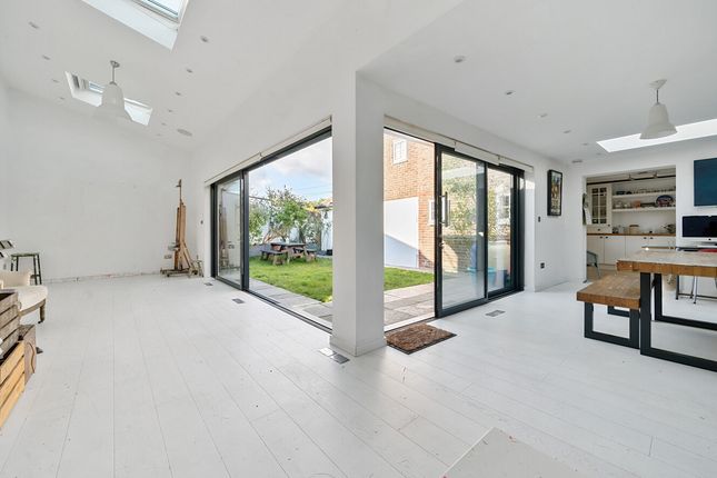 Pulborough Road, Cootham, RH20 3 bed detached house for sale