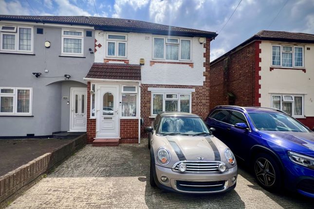 Findhorn Avenue,  Hayes, UB4 3 bed semi