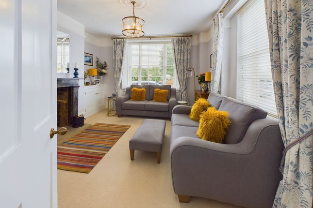 Brownlow Street, Stamford PE9 5 bed end of terrace house for sale
