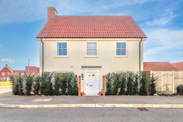 Avocet Avenue, Hunstanton 4 bed link detached house for sale