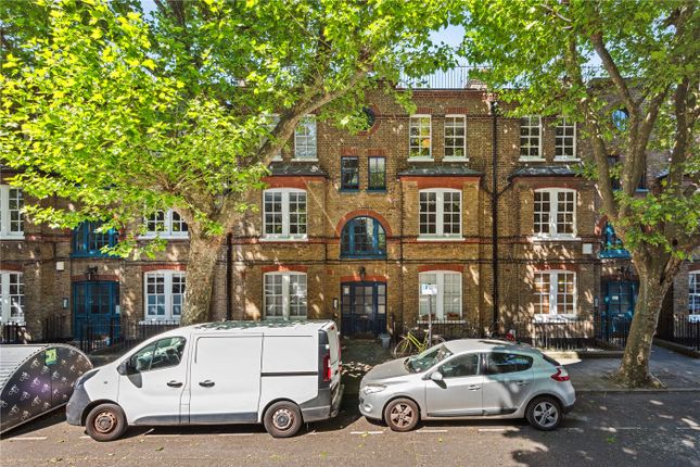 Haberdasher Street, London, N1 2 bed apartment for sale