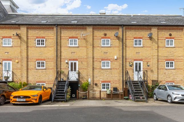 4 bed terraced house