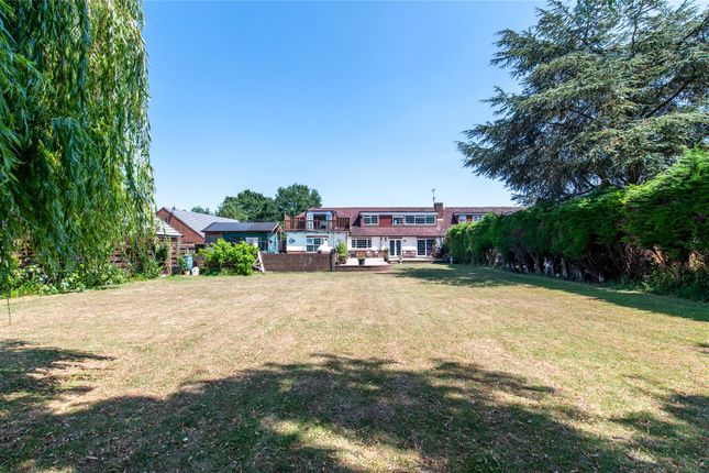 6 bedroom house for sale