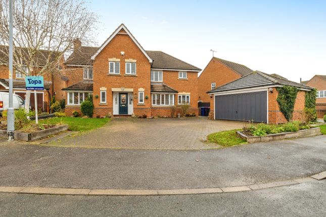 5 bedroom detached house for sale