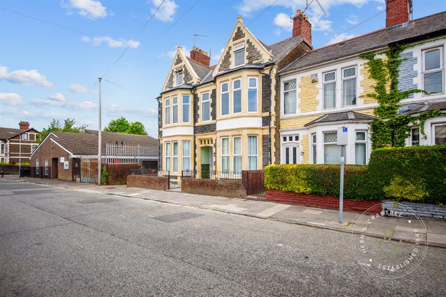 3 bedroom maisonette for sale