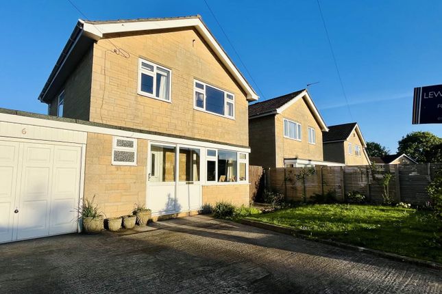 3 bed link detached house