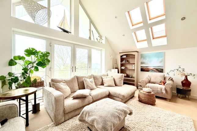 St. Nazaire Close, Falmouth TR11 4 bed link detached house for sale