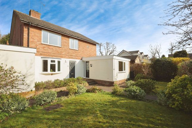 3 bedroom maisonette for sale