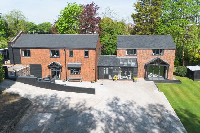 Chorley Road, Westhoughton, BL5 8 bed detached house for sale