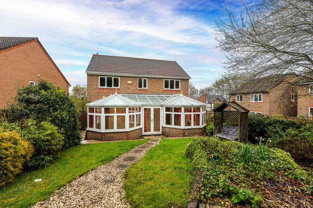Chadwick Crescent, Dewsbury, WF13 4 bed detached house for sale
