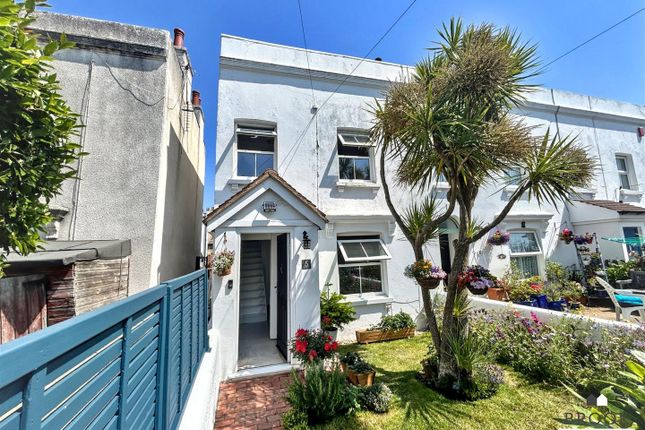 Warrior Square, Eastbourne BN22 3 bed end of terrace house for sale
