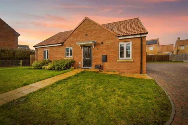 2 bedroom detached bungalow for sale