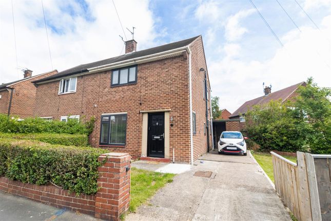 2 bedroom semi-detached house for sale