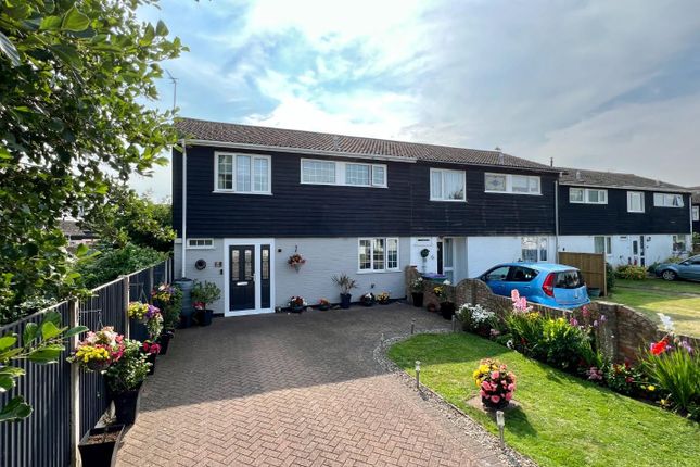 3 bed end terrace house