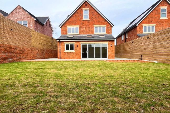 Amberstone, Hailsham, East Sussex, BN27 5 bed detached house for sale