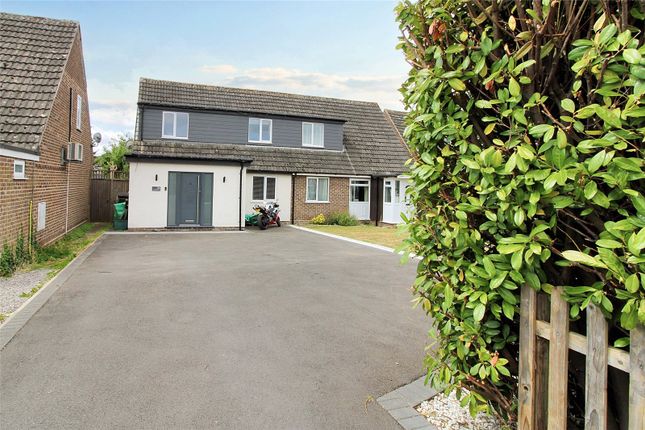Browning Close, West Berkshire RG18 4 bed semi