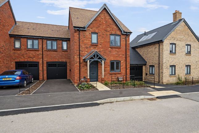 4 bed semi-detached house