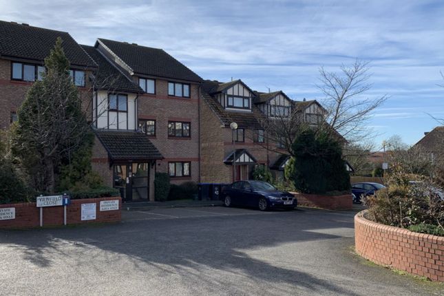 2 bedroom flat for sale