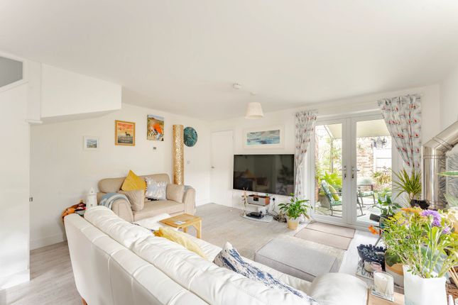 Market Place, Kessingland 3 bed detached house for sale