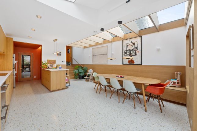Bouverie Road, London, N16 4 bed terraced house for sale