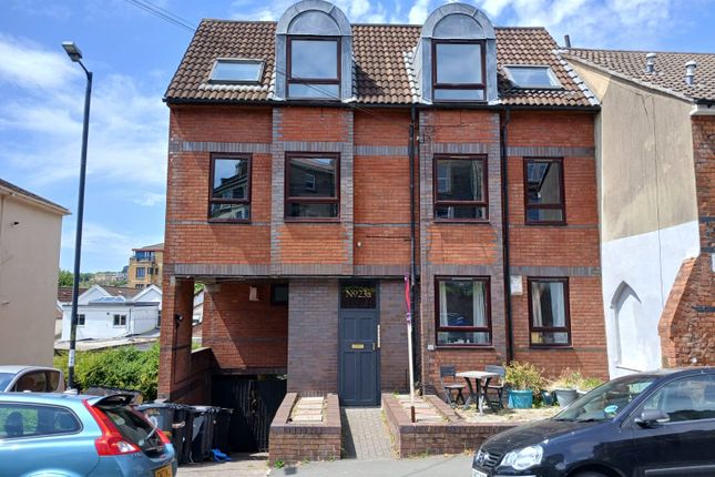 North Road, Bristol BS6 2 bed apartment for sale