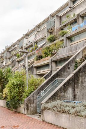 Rowley Way, London, NW8 2 bed penthouse for sale