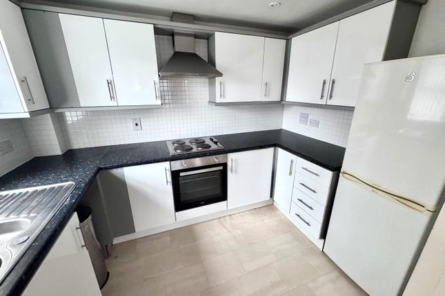 2 bed flat