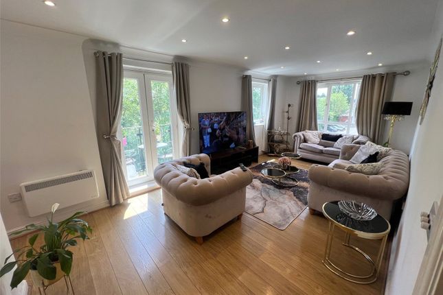 2 bed flat