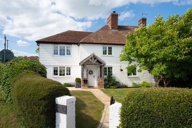 Bonnington Road, Bilsington 4 bed semi