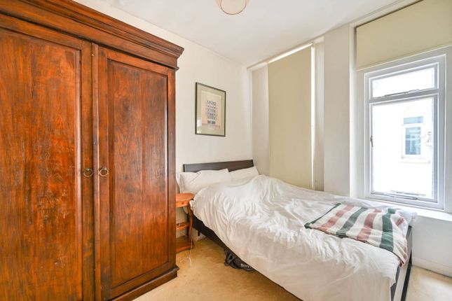 Pinehurst Court, Notting Hill... 1 bed flat for sale
