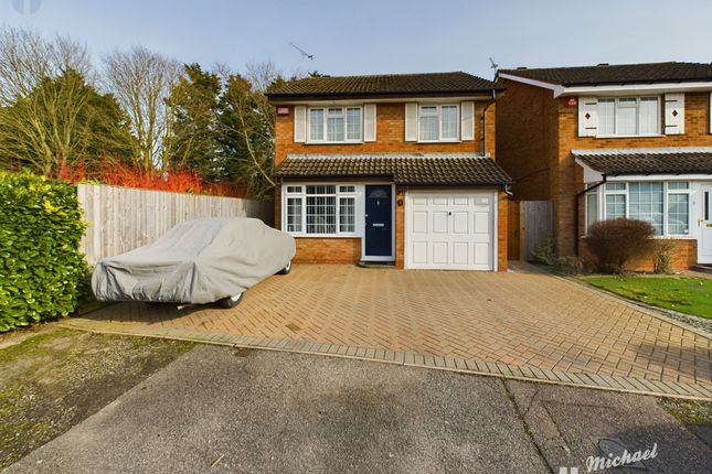 Patrick Way, Aylesbury, Buckinghamshire 3 bed house for sale