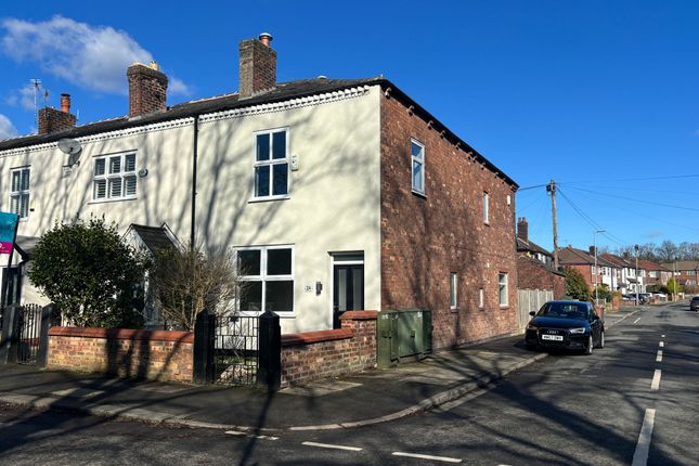 Roe Green, Manchester M28 3 bed terraced house for sale
