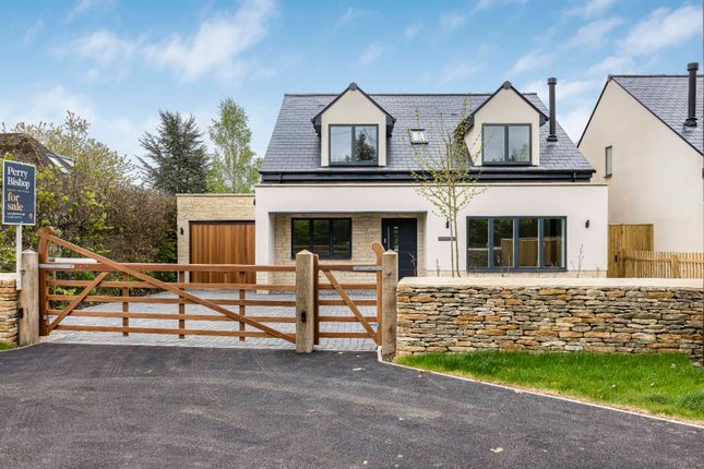 4 bed detached house