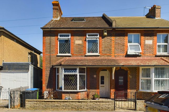 4 bedroom semi-detached house for sale