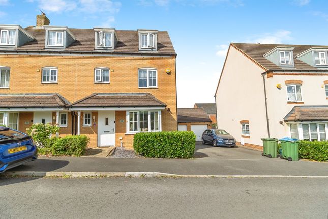 4 bed semi-detached house