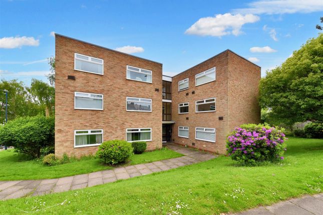 Walmead Croft, Birmingham B17 2 bed flat for sale