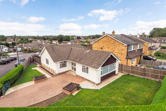 Bourne Close, Hampshire PO8 3 bed detached bungalow for sale