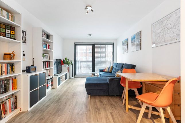 Hornsey Street, Islington, London, N7 1 bed apartment for sale