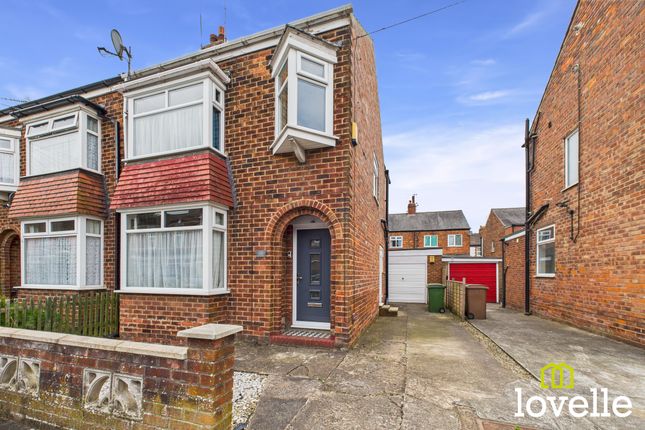 Cornwall Street, East Riding of... 3 bed semi
